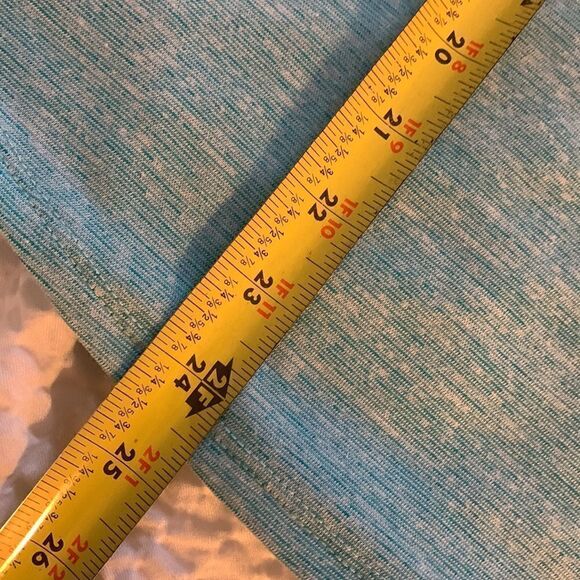 COLUMBIA, sleeveless,  small, great condition, tie shoulders - Picture 9 of 13